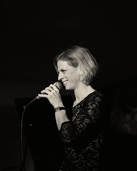 Anna Pauline Press Photo 6